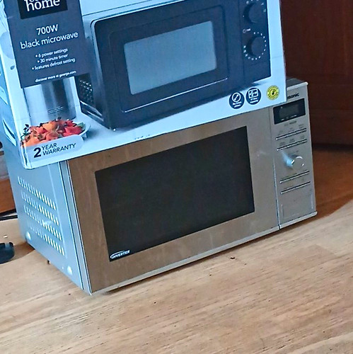George home 700w 20l - 700w, black
