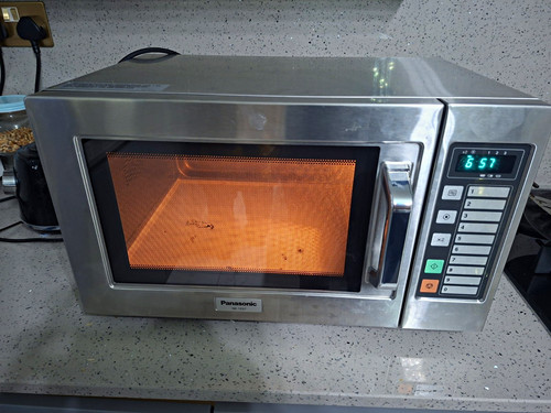 Panasonic 1037 20l 1000w - ne-1037,